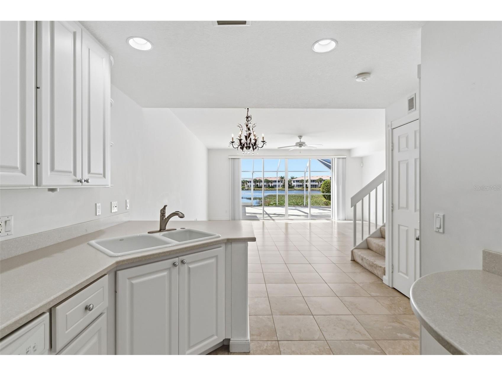 1418 Burgos Drive Sarasota FL 34238 A4686348 image16