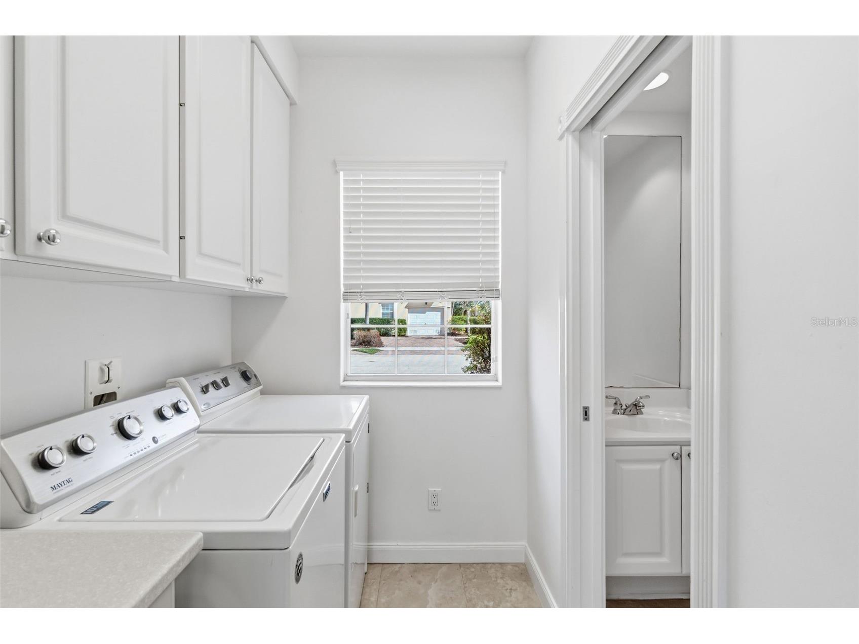 1418 Burgos Drive Sarasota FL 34238 A4686348 image17
