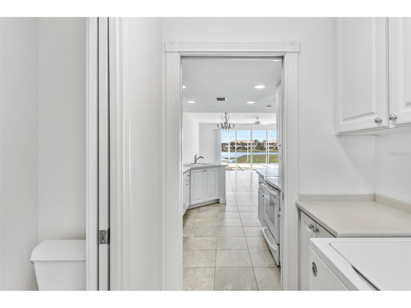 1418 Burgos Drive Sarasota FL 34238 A4686348 image19