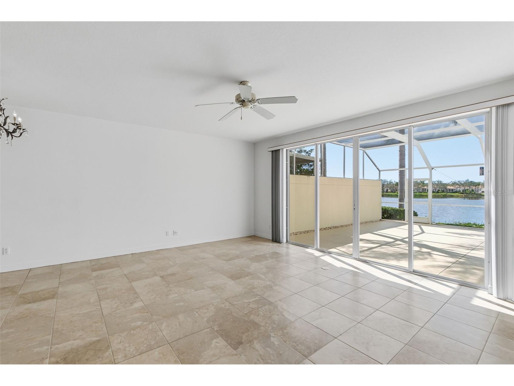 1418 Burgos Drive Sarasota FL 34238 A4686348 image7