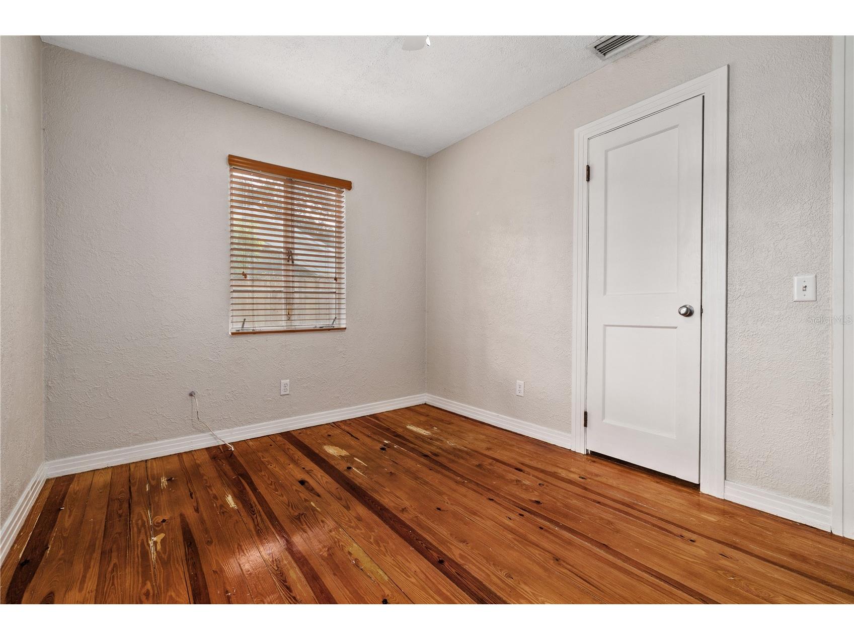 1418 E Powhatan Avenue Tampa FL 33604 TB8518000 image17