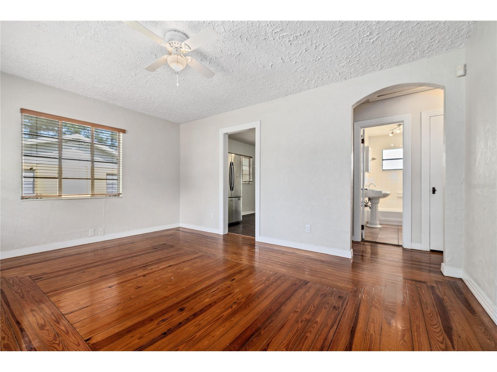 1418 E Powhatan Avenue Tampa FL 33604 TB8518000 image5