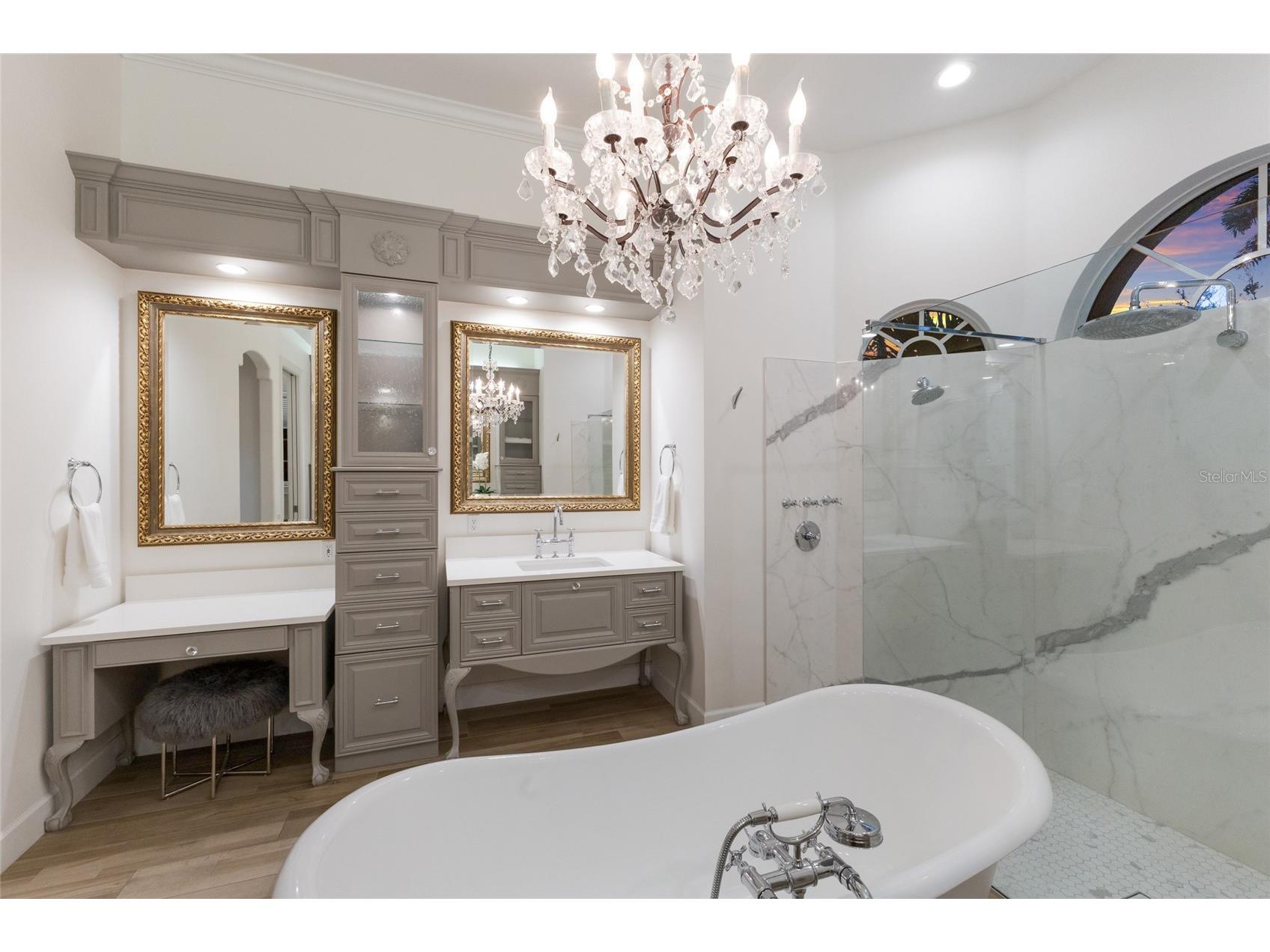 1418 John Ringling Parkway Sarasota FL 34236 - SARASOTA BAY A4675500 image25