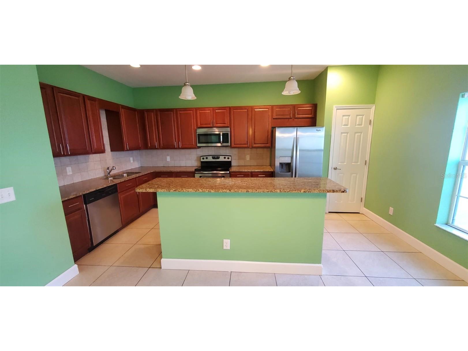 1418 Salisbury Drive Winter Haven FL 33881 G5104485 image2