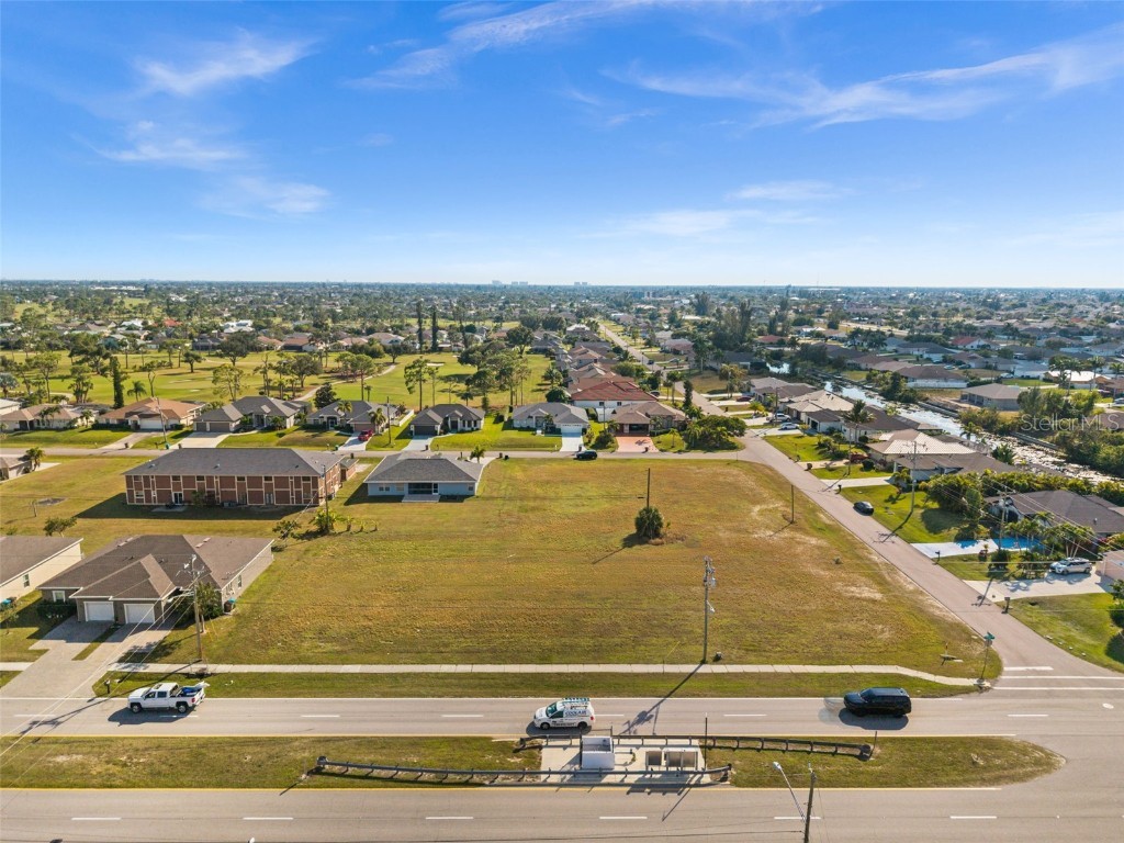 1418 SW Trafalgar Parkway Cape Coral FL 33991 C7518156 image1