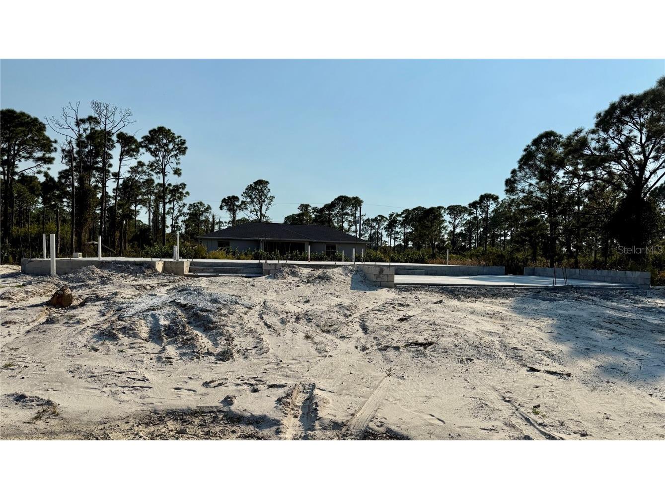 14185 Banos Avenue Port Charlotte FL 33981 C7517103 image1