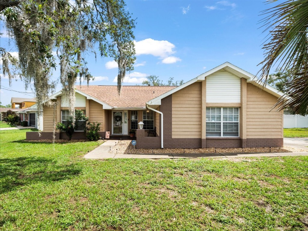 14185 Barlington Street Spring Hill FL 34609 W7876819 image1