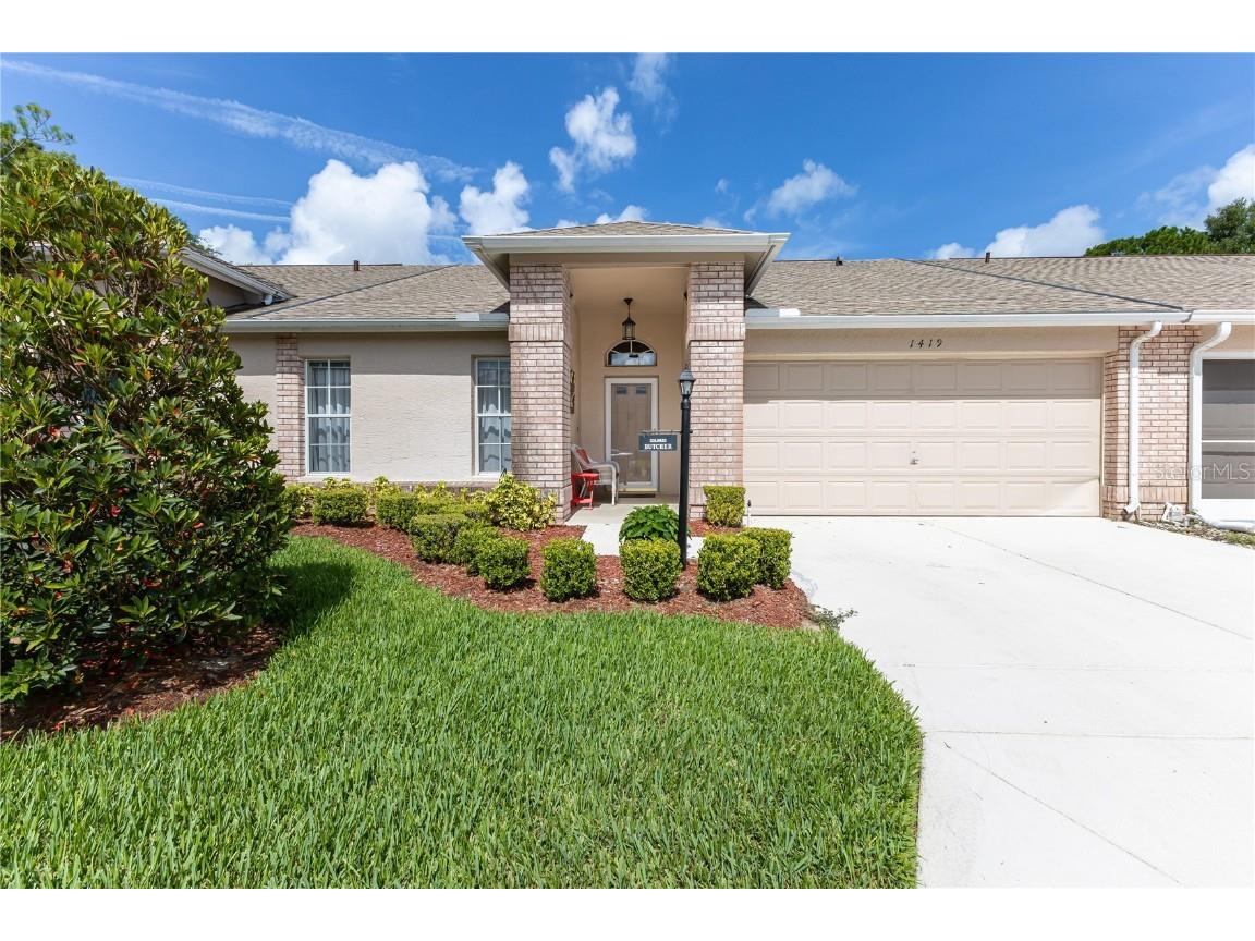 1419 Pinewood Hills Court Spring Hill FL 34606 W7856395 image1