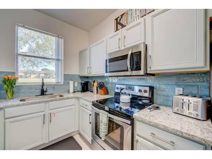 142 Capri Drive Davenport FL 33897 O6415398 image5