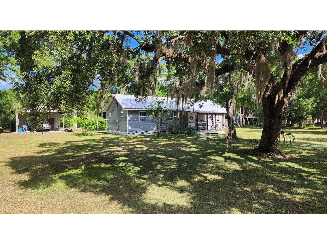 142 Daisy Street Inglis FL 34449 W7865756 image1