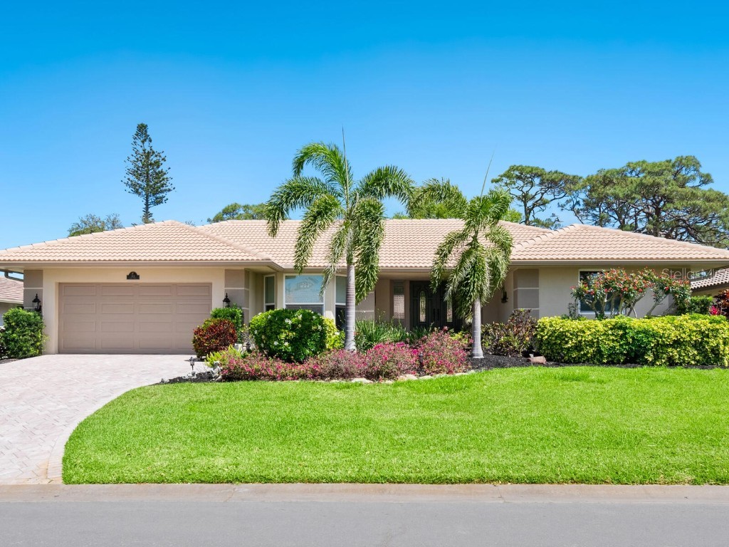 142 Dory Lane Osprey FL 34229 A4647714 image1