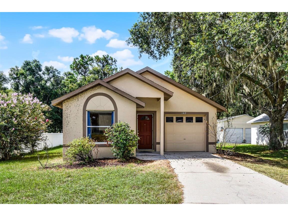 142 E Phelps Street Groveland FL 34736 O6333537 image1