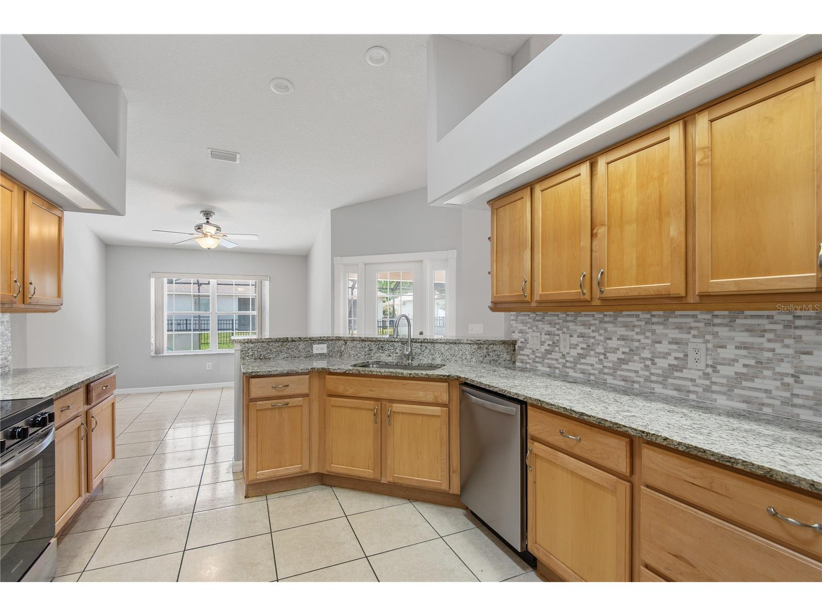 142 Eric Drive Palm Coast FL 32164 FC318459 image18