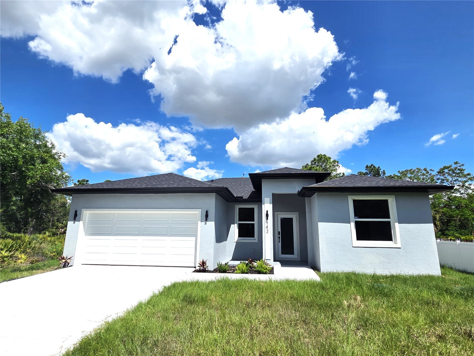 142 Fitzsimons Street Port Charlotte FL 33954 TB8499430 image2
