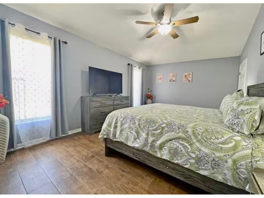 142 Glasgow Court Davenport FL 33897 S5133882 image16