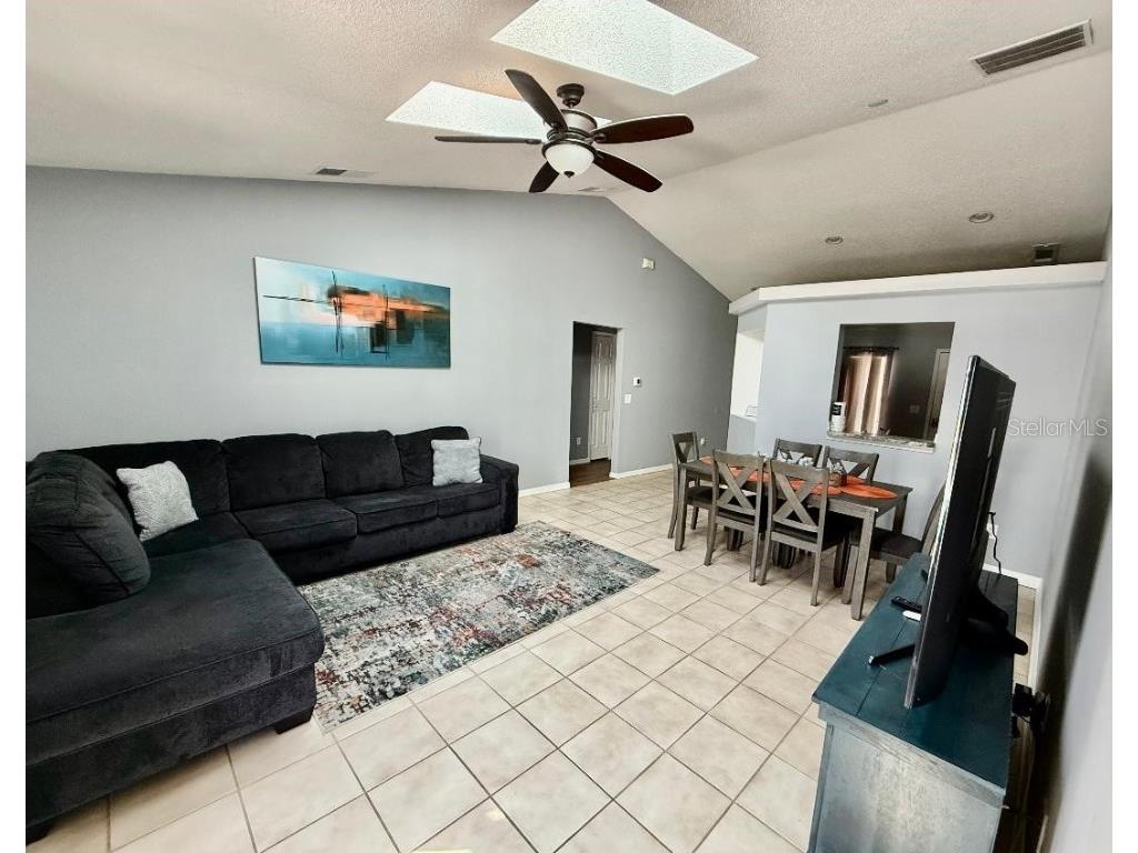 142 Glasgow Court Davenport FL 33897 S5133882 image9