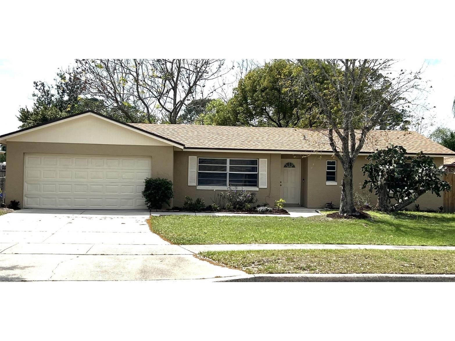 142 Hidden Lake Drive Sanford FL 32773 O6185662 image1