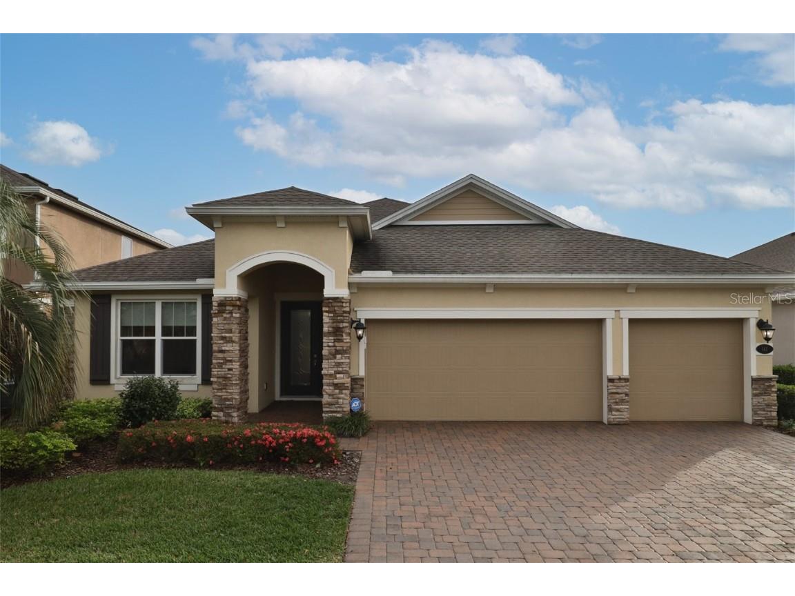 142 Old Moss Circle Deland FL 32724 V4934045 image1