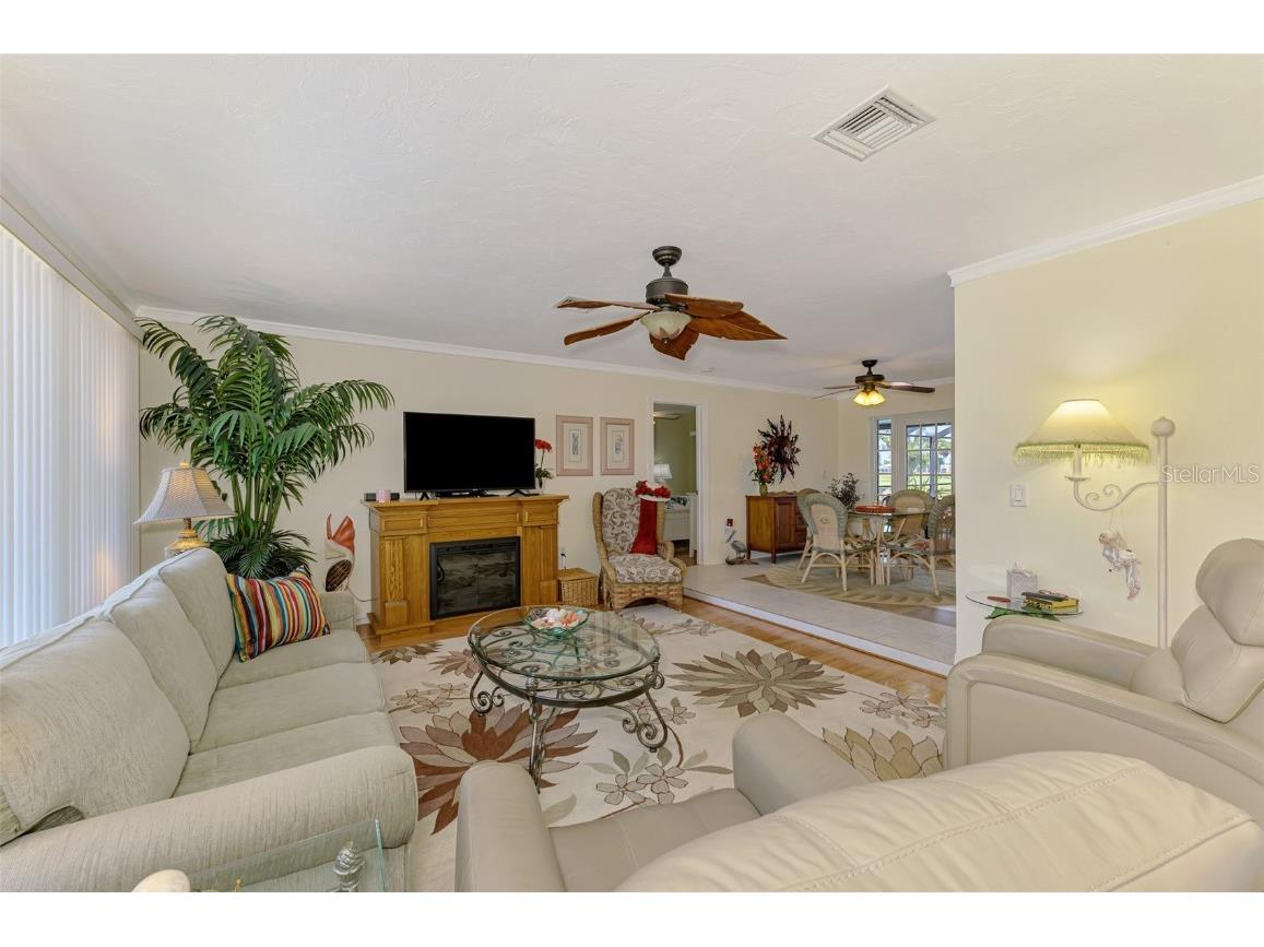 142 Rotonda Circle Rotonda West FL 33947 C7509371 image12