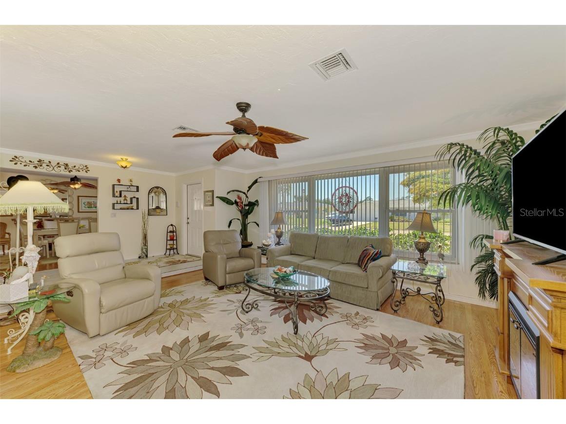 142 Rotonda Circle Rotonda West FL 33947 C7509371 image13