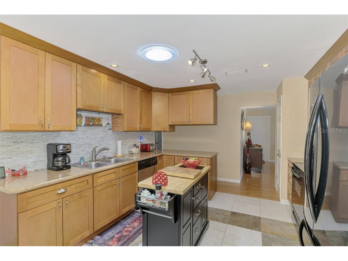 142 Rotonda Circle Rotonda West FL 33947 C7509371 image20