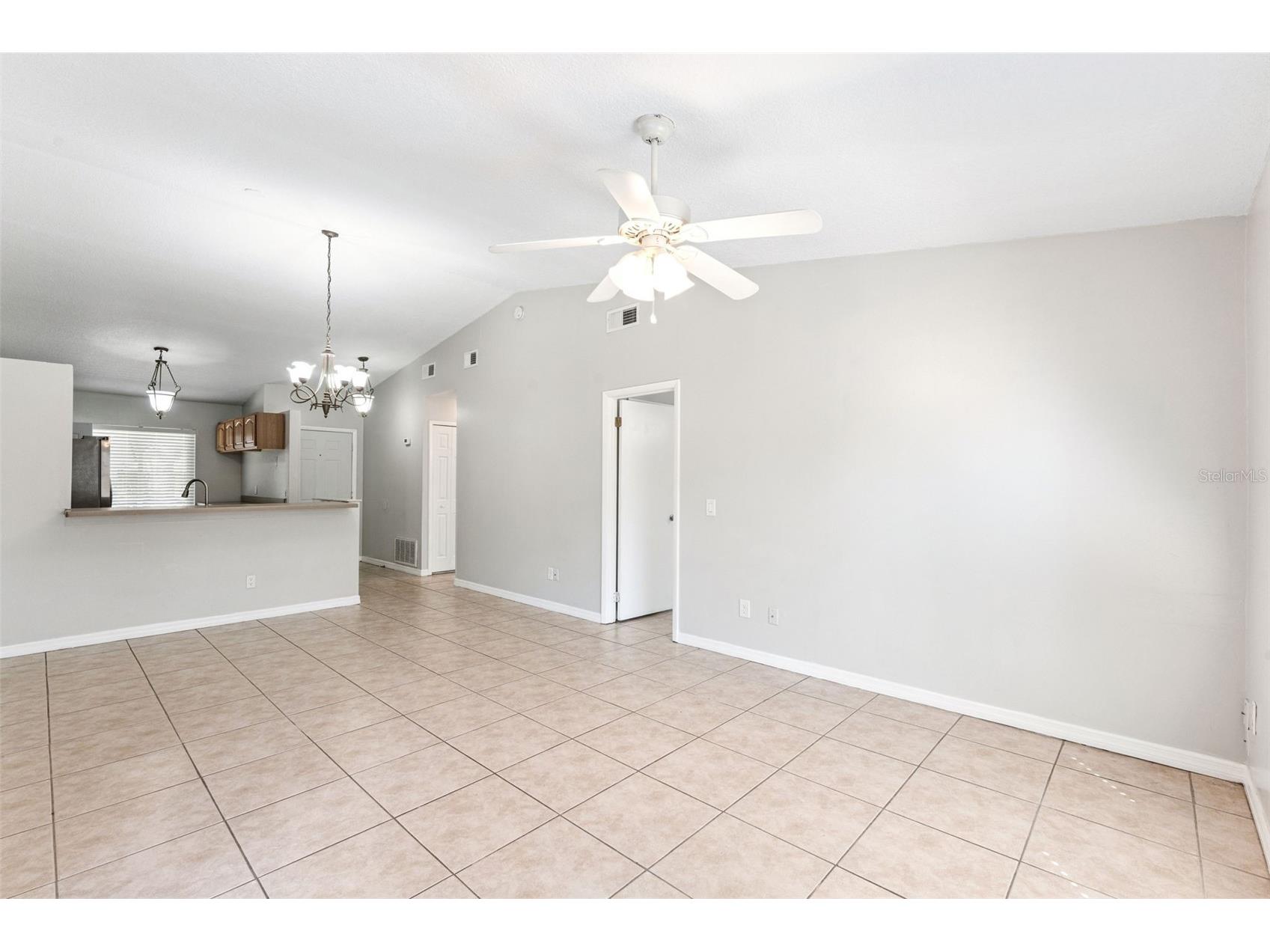 142 Sabal Palm Court Sanford FL 32773 O6377179 image2