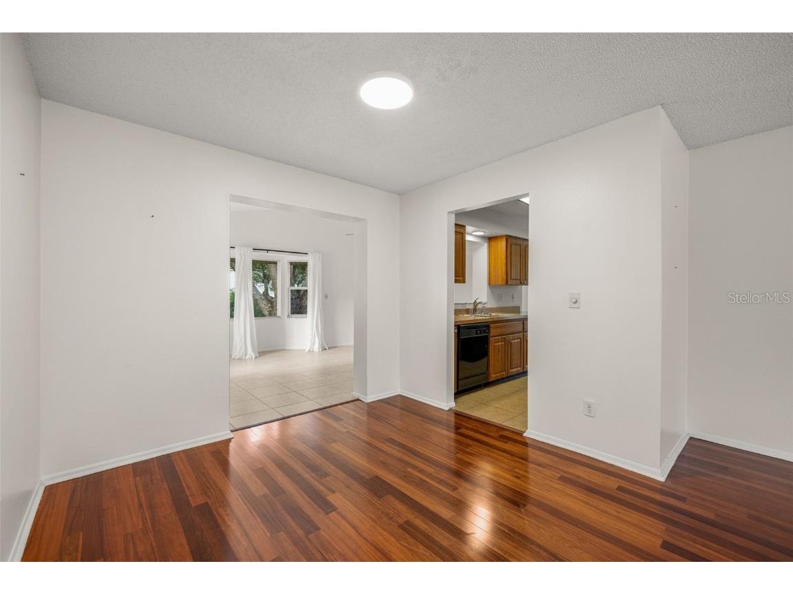 142 Stafford Circle Palm Harbor FL 34684 - LAKE TARPON TB8450333 image9