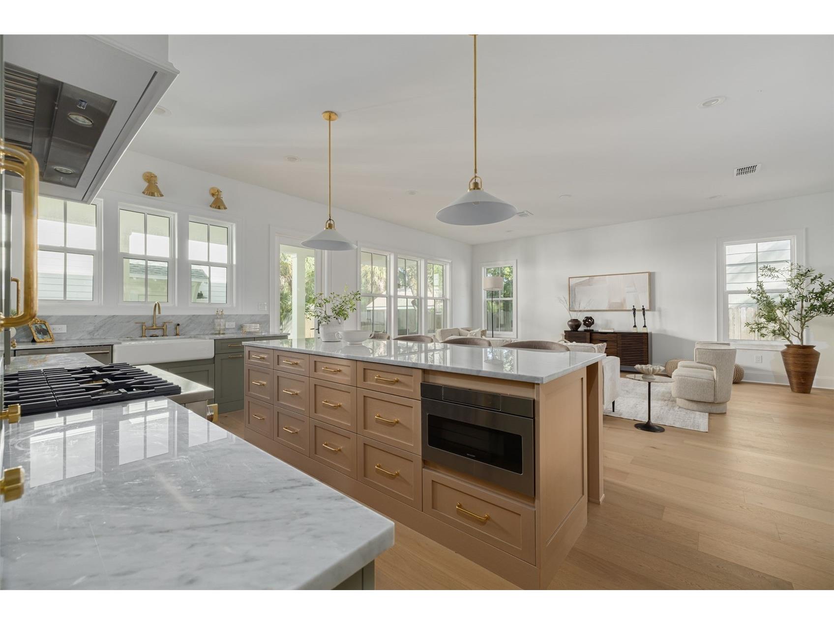 1420 14th Street N Saint Petersburg FL 33704 TB8493732 image11