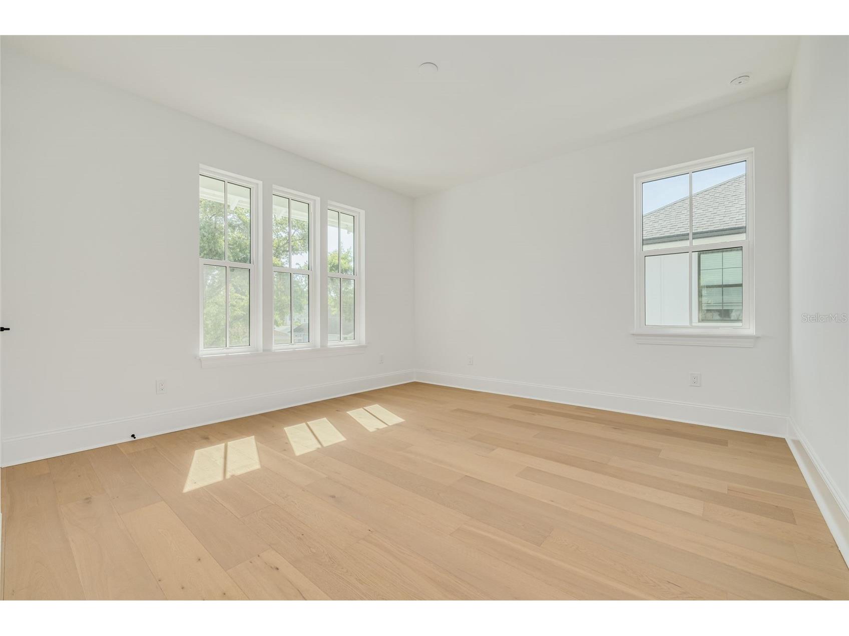 1420 14th Street N Saint Petersburg FL 33704 TB8493732 image27