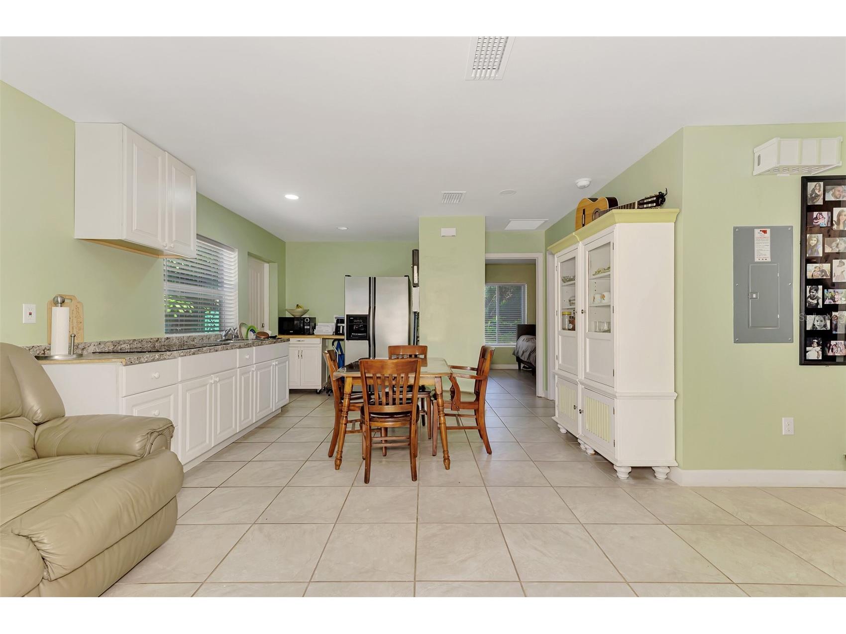 1420 19th Avenue W Bradenton FL 34205 A4698943 image5