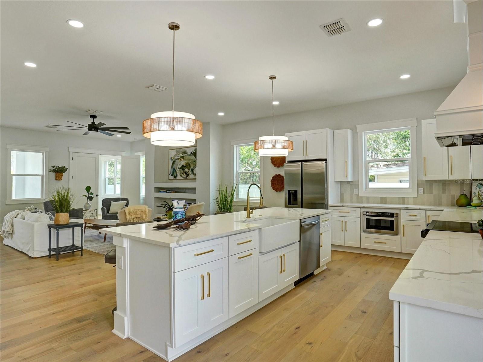 1420 36th Avenue N Saint Petersburg FL 33704 TB8506881 image11