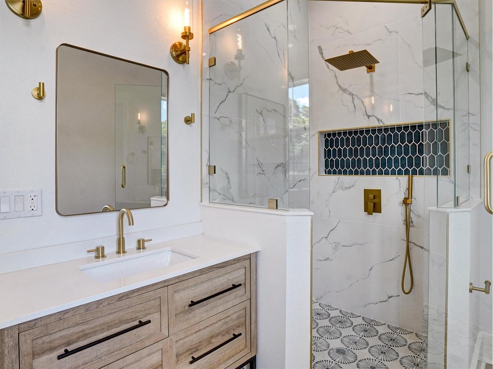 1420 36th Avenue N Saint Petersburg FL 33704 TB8506881 image41