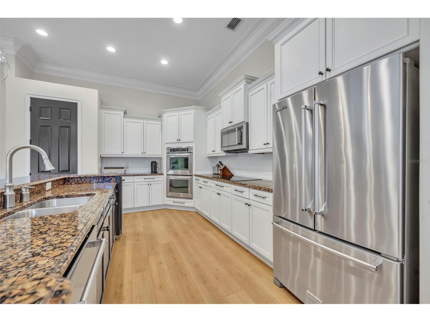 1420 Calm Waters Court Saint Cloud FL 34771 O6377566 image17