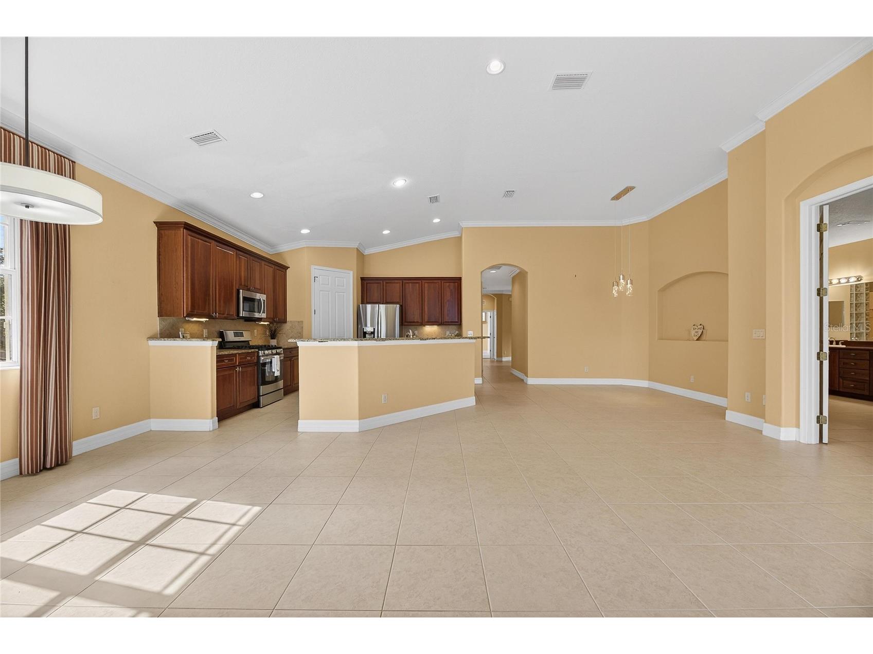 1420 Emerald Dunes Drive Sun City Center FL 33573 TB8472739 image25