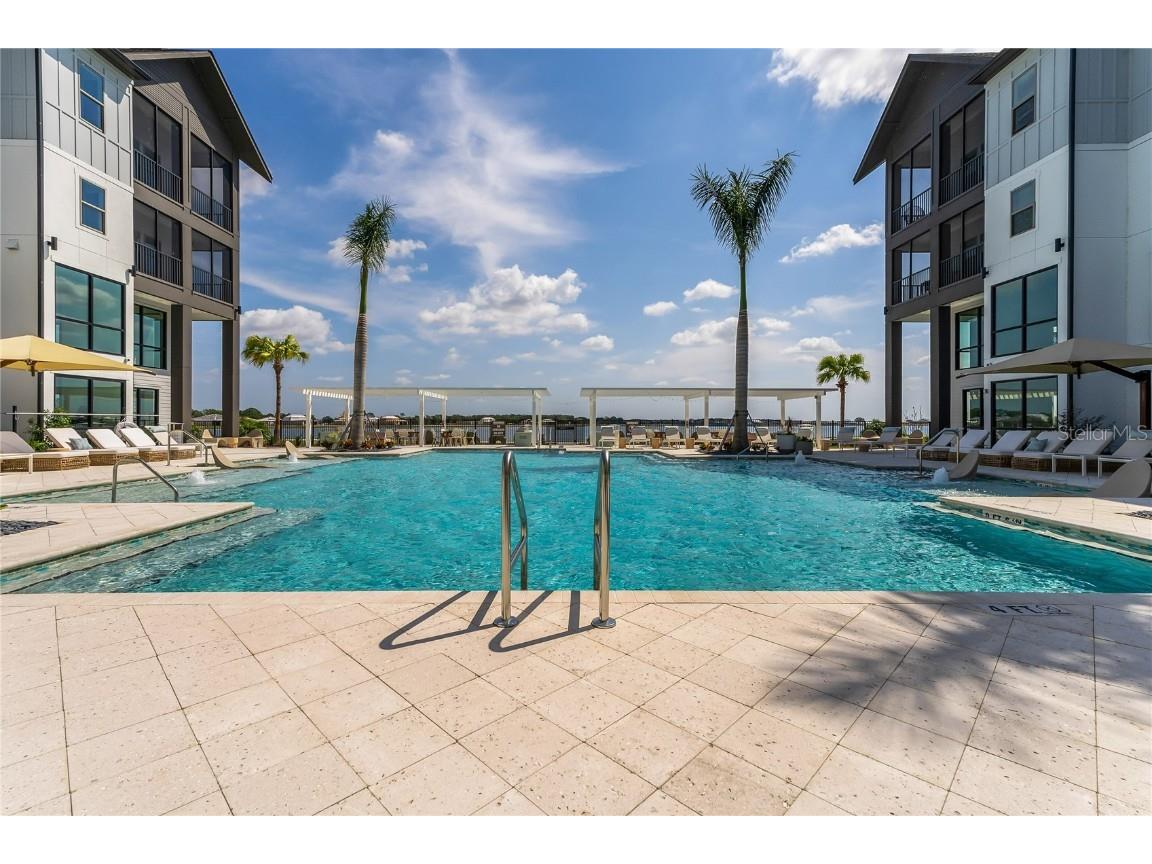 1420 Lakefront Drive #1108 Sarasota FL 34240 A4594589 image1