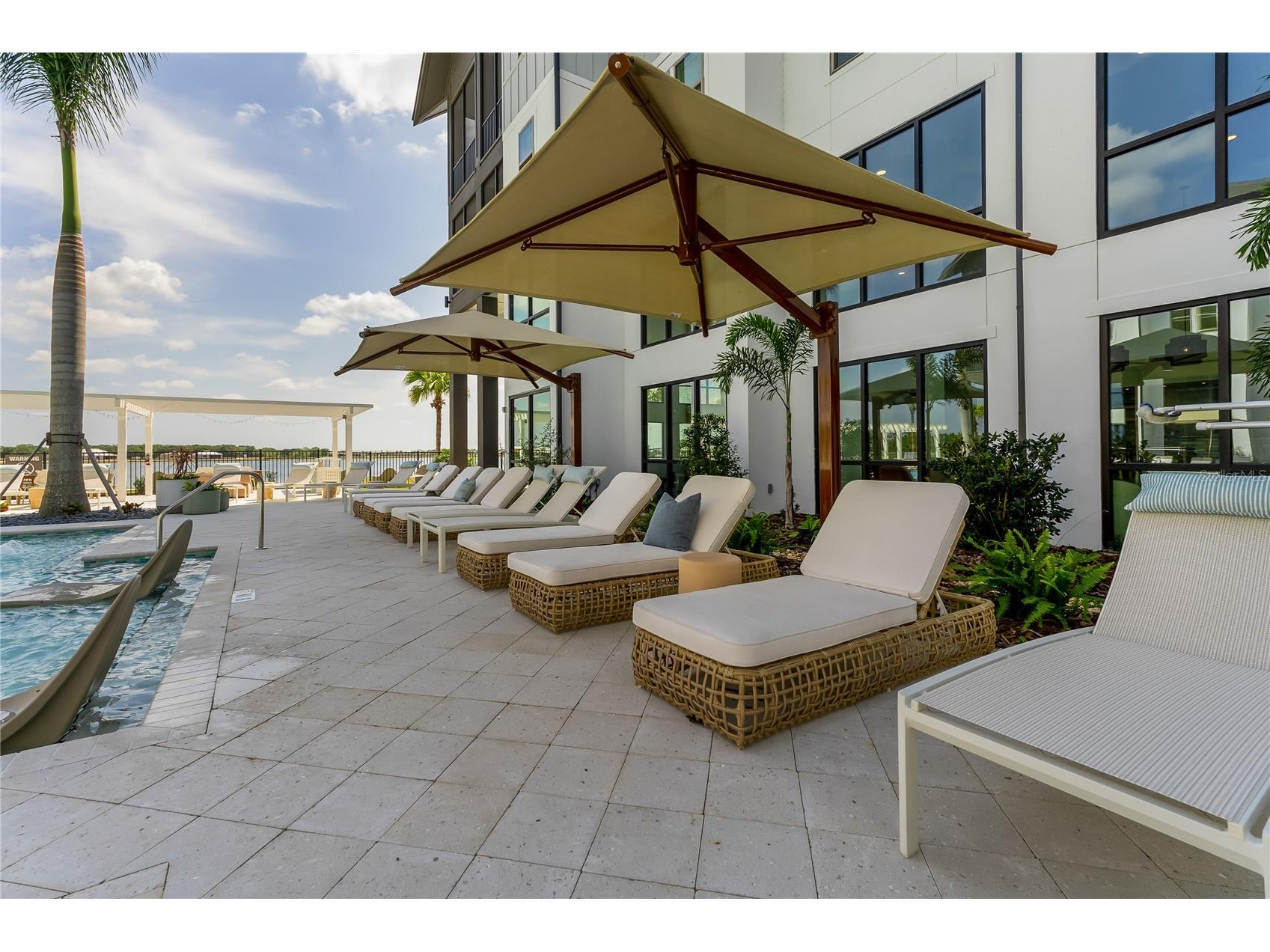 1420 Lakefront Drive #1208 Sarasota FL 34240 A4638384 image34