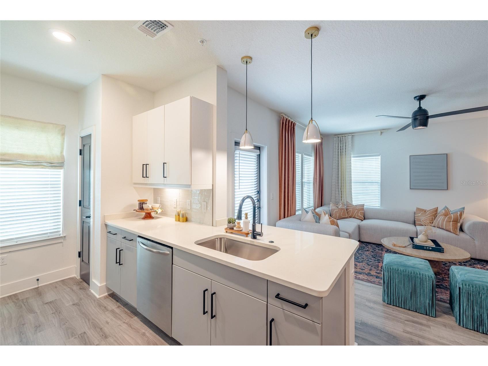 1420 Lakefront Drive #1208 Sarasota FL 34240 A4638384 image5
