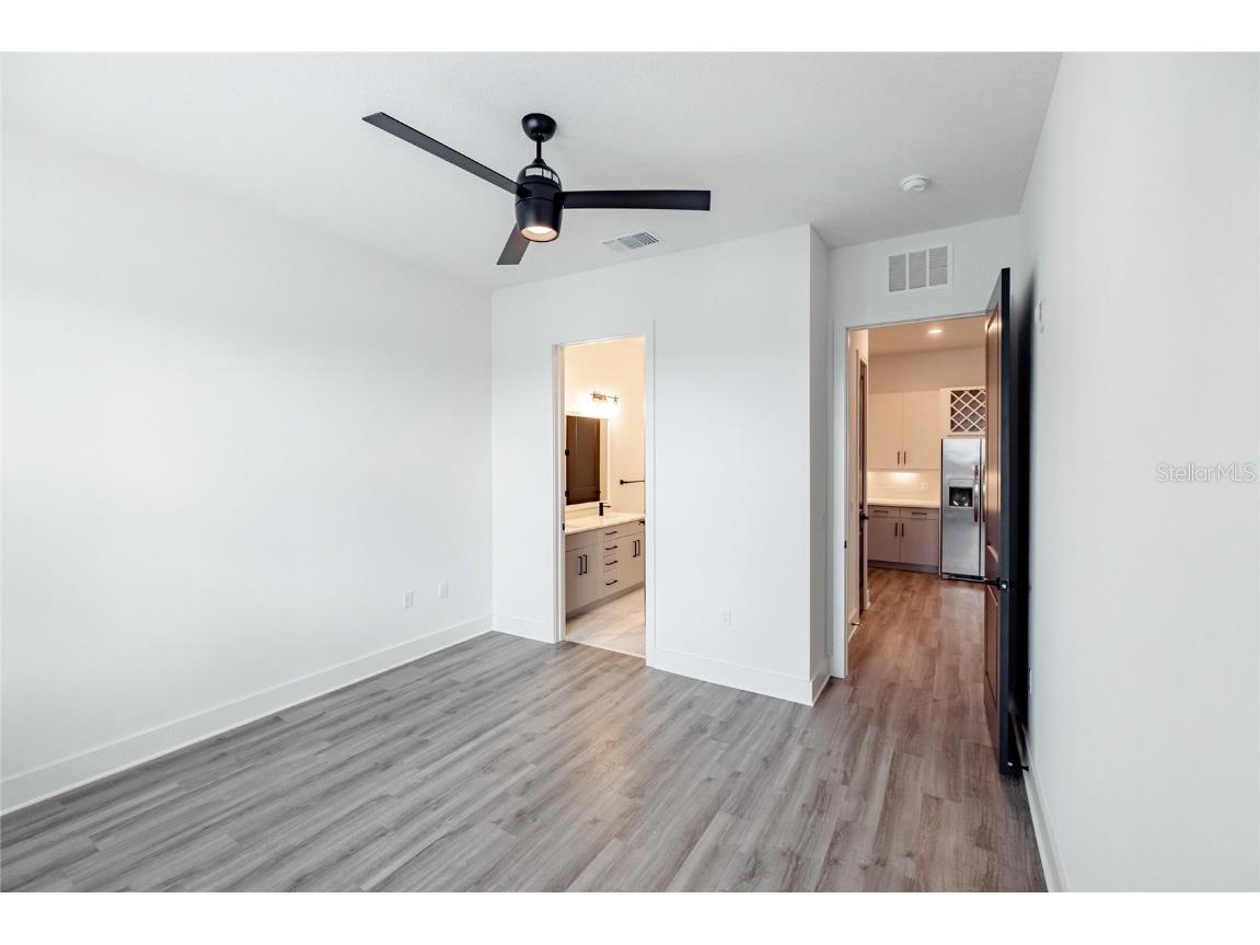 1420 Lakefront Drive #3313 Sarasota FL 34240 A4638383 image13