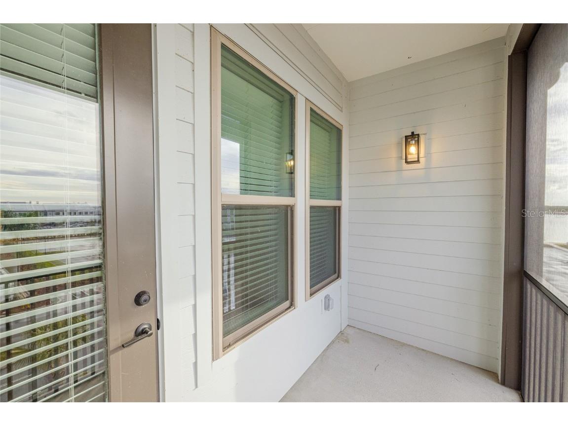1420 Lakefront Drive #3313 Sarasota FL 34240 A4638383 image22