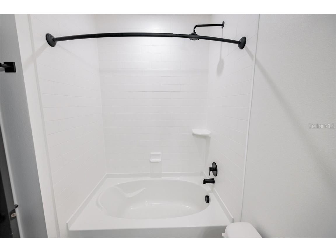 1420 Lakefront Drive #3107 Sarasota FL 34240 A4638375 image17