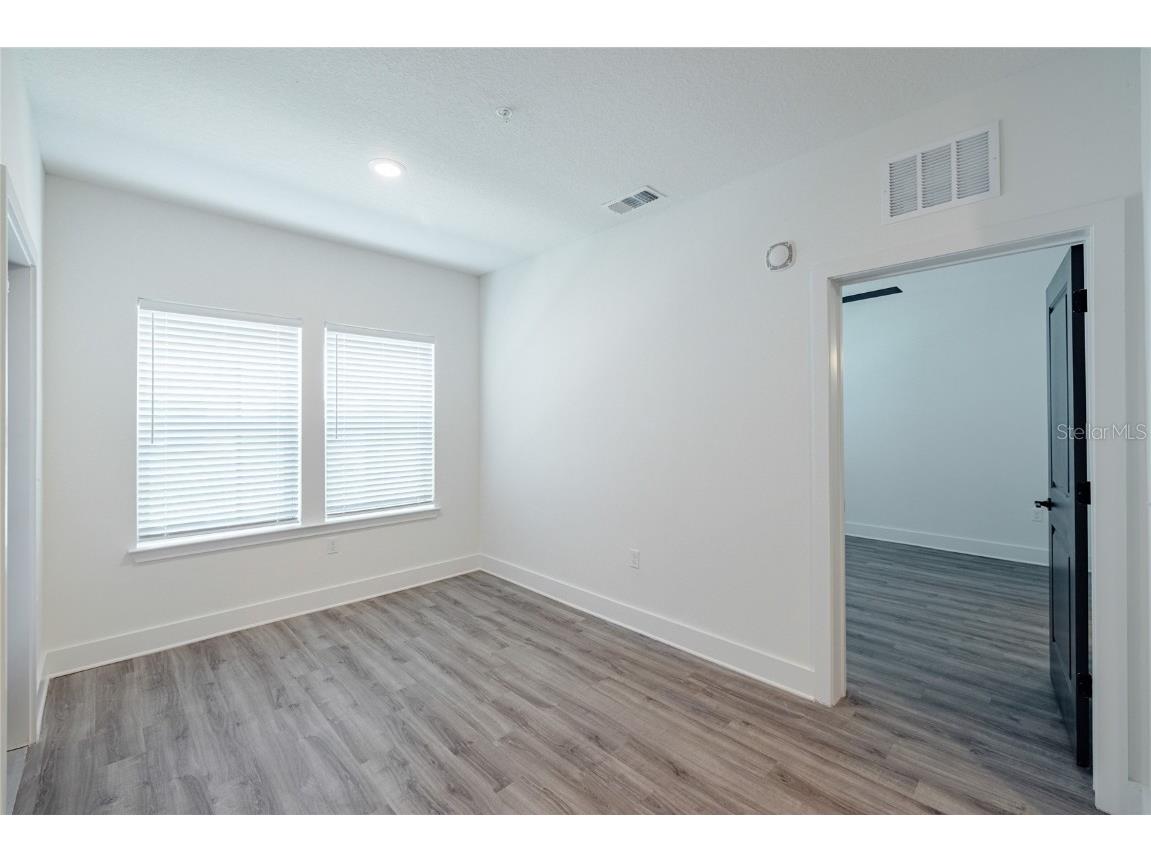 1420 Lakefront Drive #6213 Sarasota FL 34240 A4638377 image21