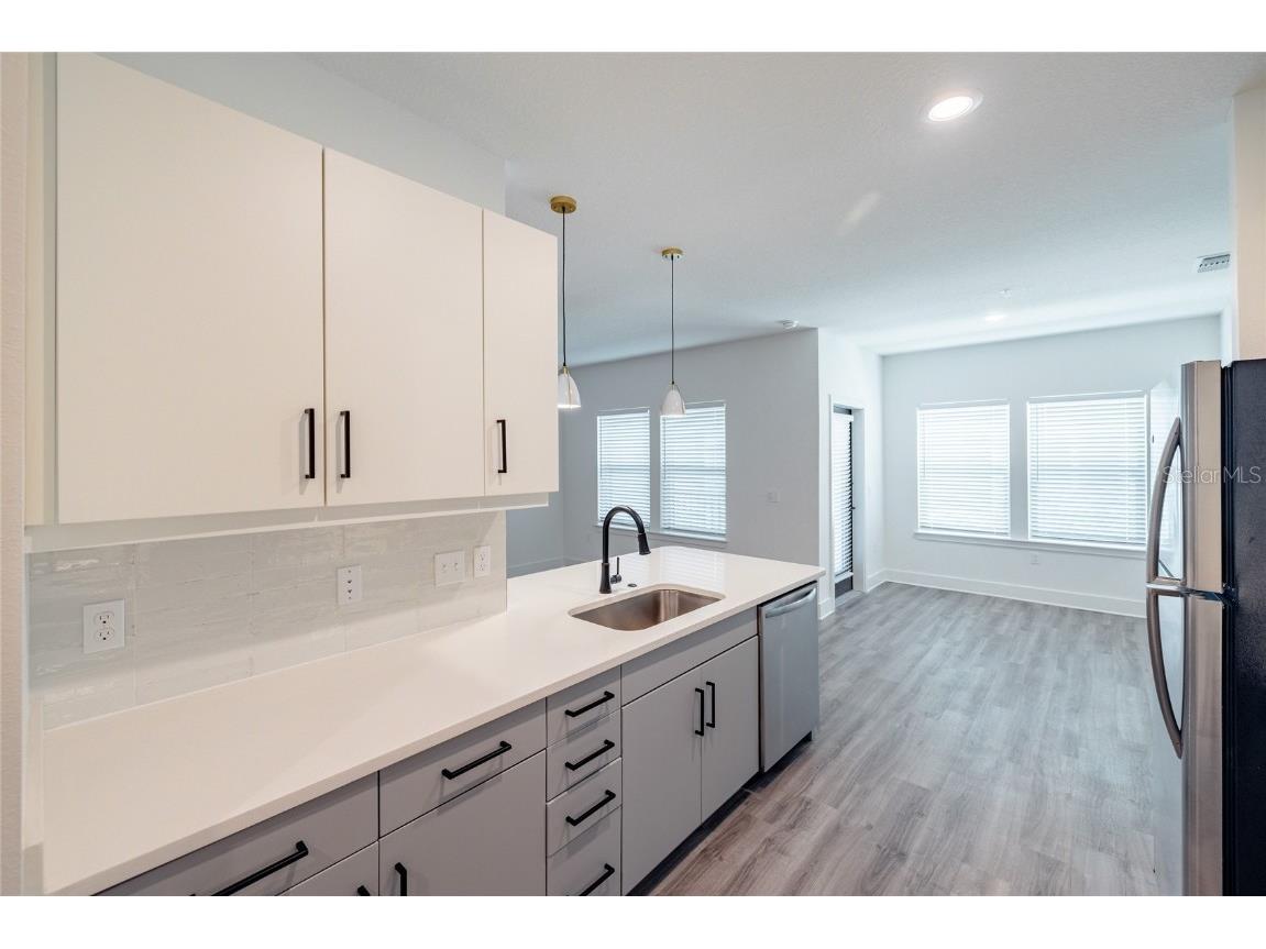 1420 Lakefront Drive #6213 Sarasota FL 34240 A4638377 image4