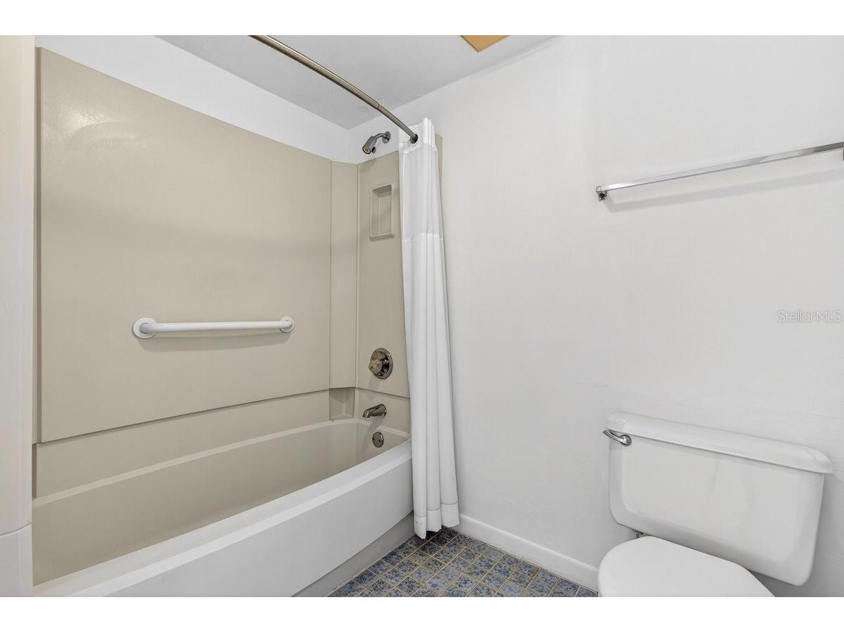 1420 N Atlantic Avenue #1104 Daytona Beach FL 32118 V4949332 image41