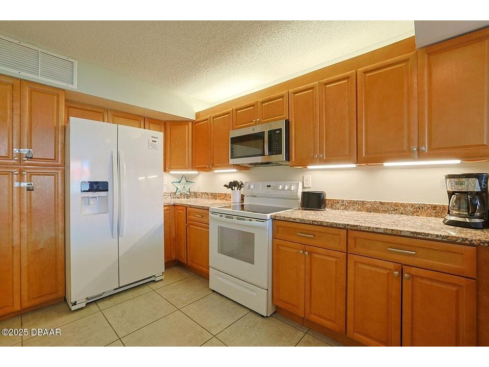 1420 N Atlantic Avenue #304 Daytona Beach FL 32118 V4944686 image14