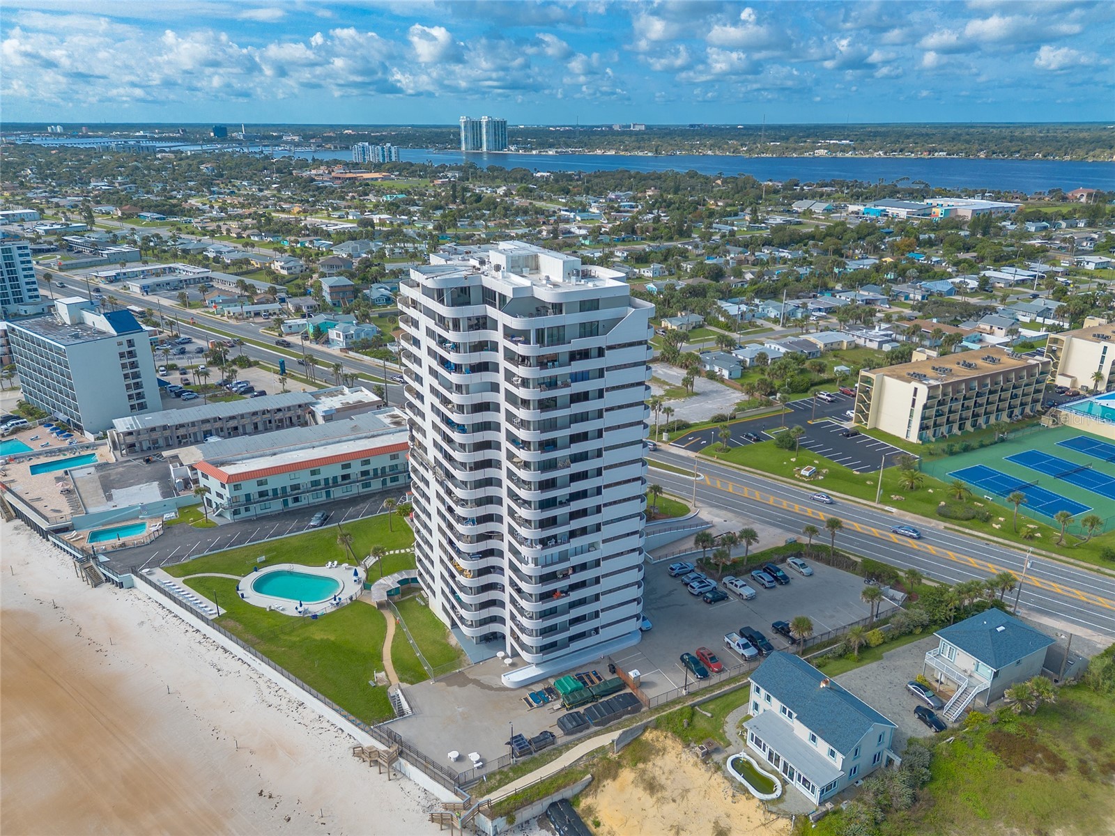 1420 N Atlantic Avenue #601 Daytona Beach FL 32118 V4944940 image1