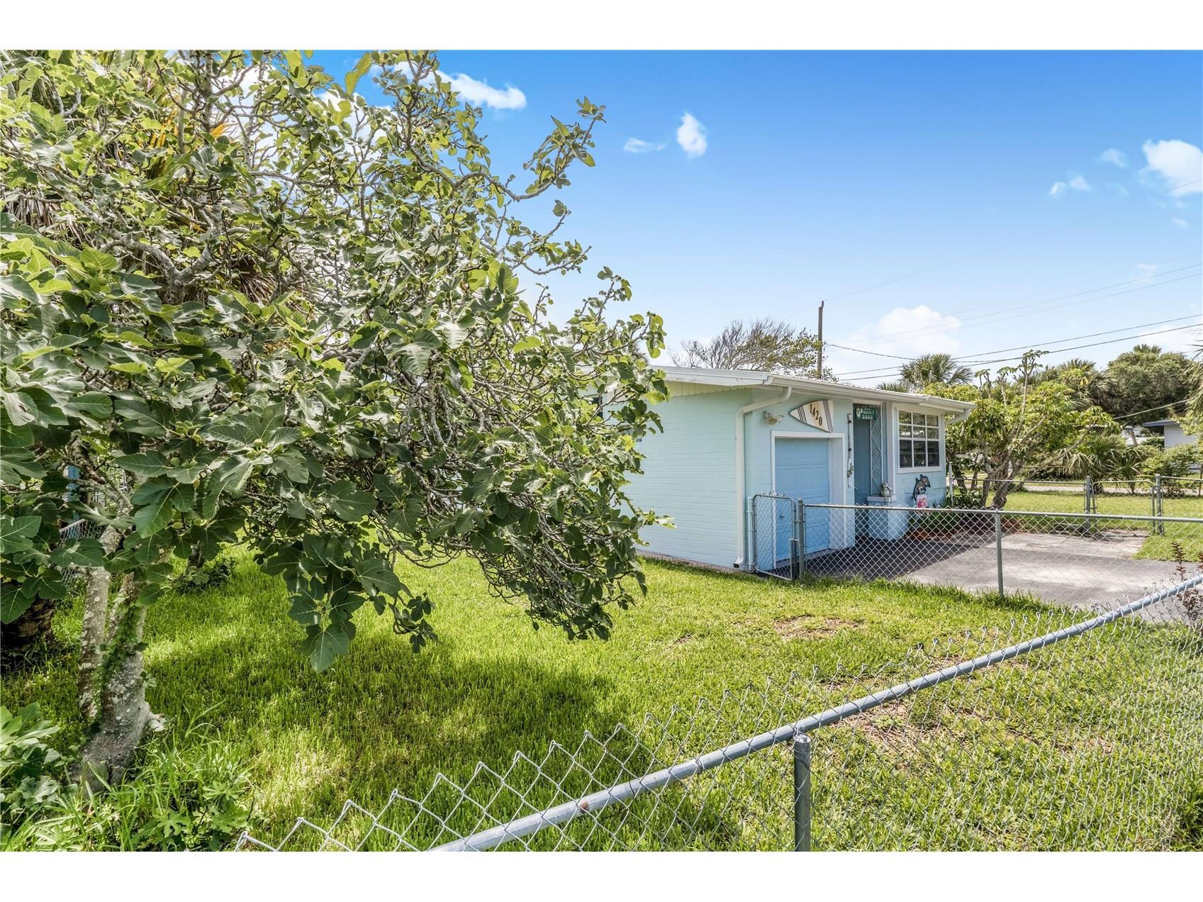 1420 N Grandview Avenue Daytona Beach FL 32118 V4947010 image5