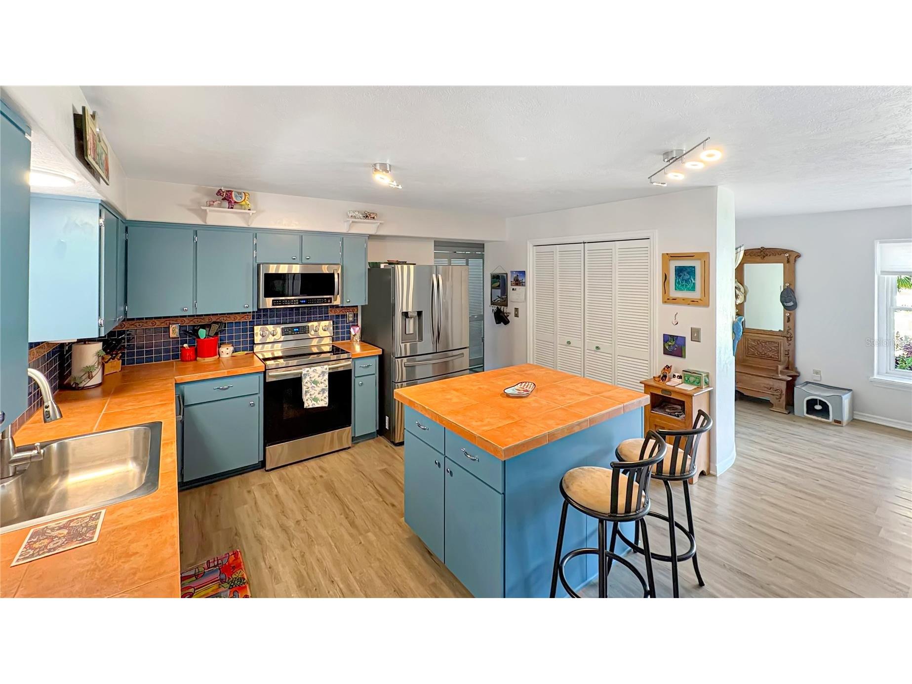 1420 Somerset Avenue Spring Hill FL 34609 W7887860 image4