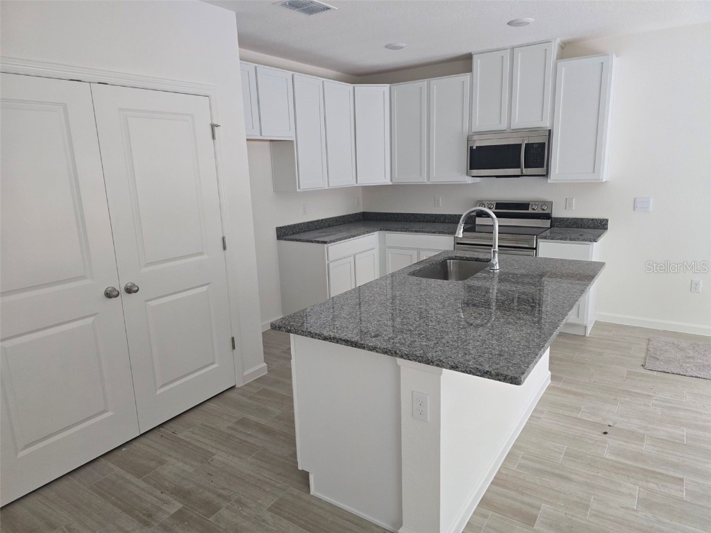 1420 Trinidad Street Deland FL 32720 O6277520 image3