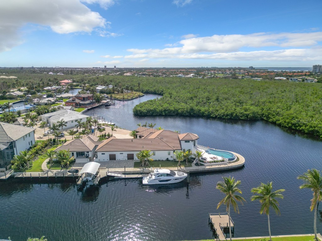 14201 Bay Drive Fort Myers FL 33919 TB8460903 image90