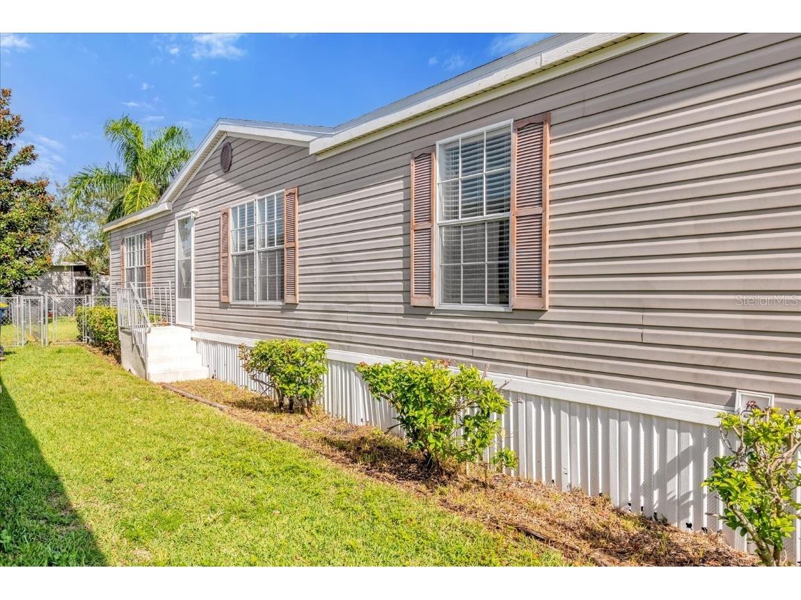 14201 Goldrush Ct Astatula FL 34705 G5086072 image1